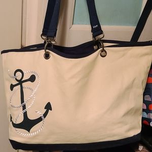 Thirty One Canvas Crew Tote in Navy Anchor